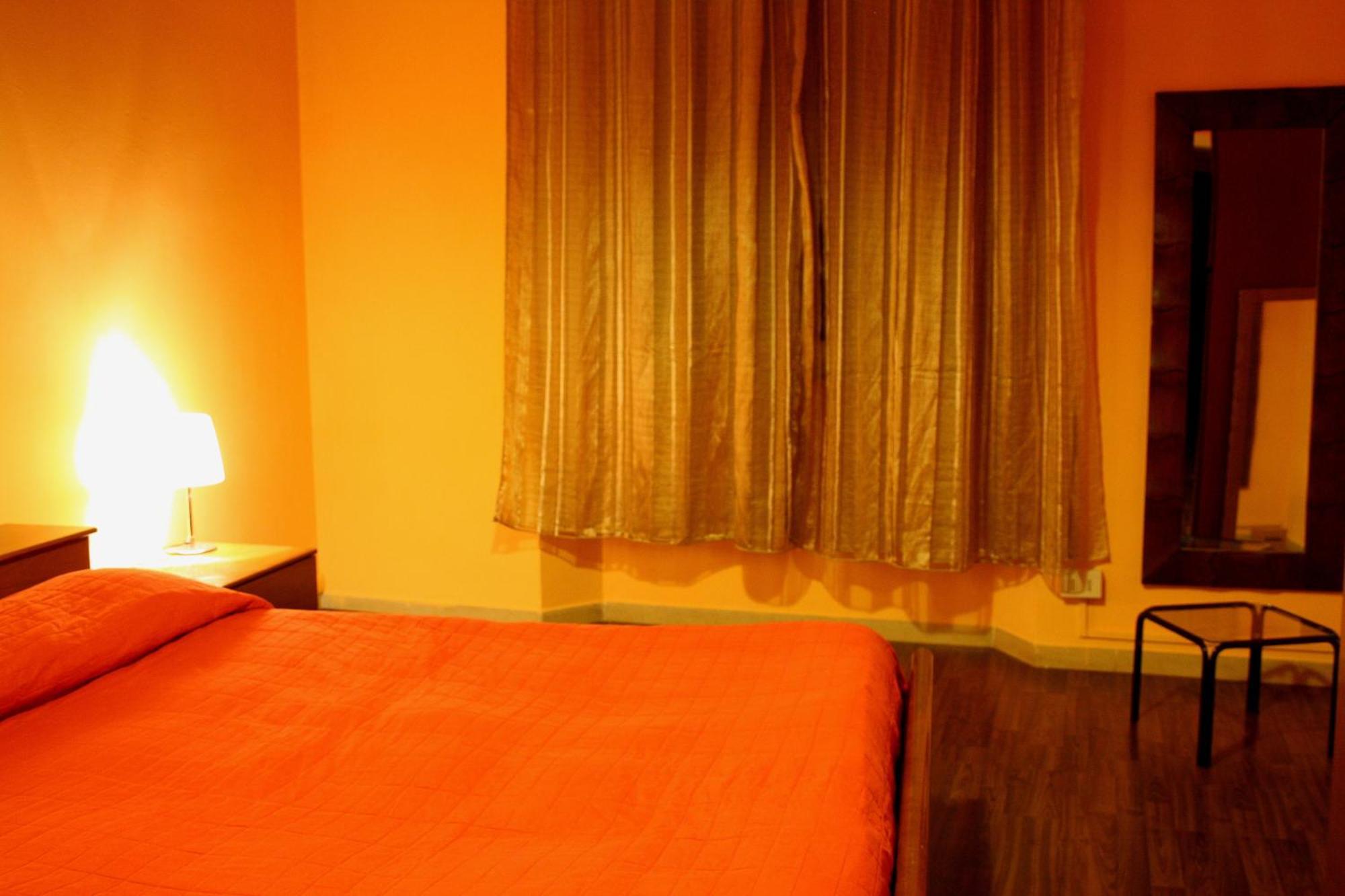 A Due Passi Dal Treno Apartment Pisa Ngoại thất bức ảnh
