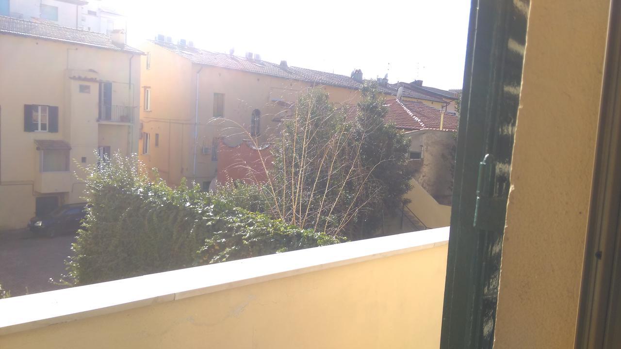 A Due Passi Dal Treno Apartment Pisa Ngoại thất bức ảnh